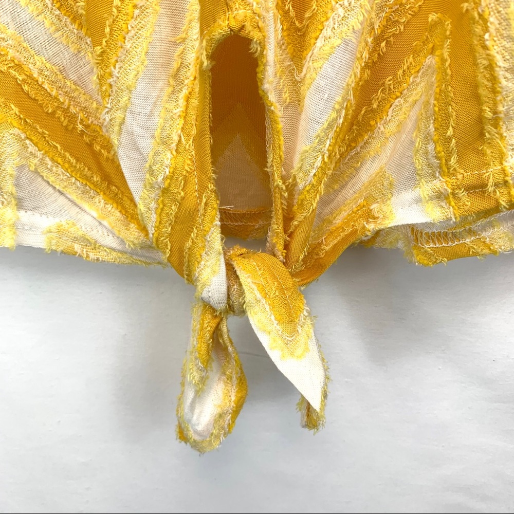 NWT Oliver Yellow Chevron Blouse Bell Sleeve Top Womens Shirt Medium Knot Shirt - Picture 16 of 16